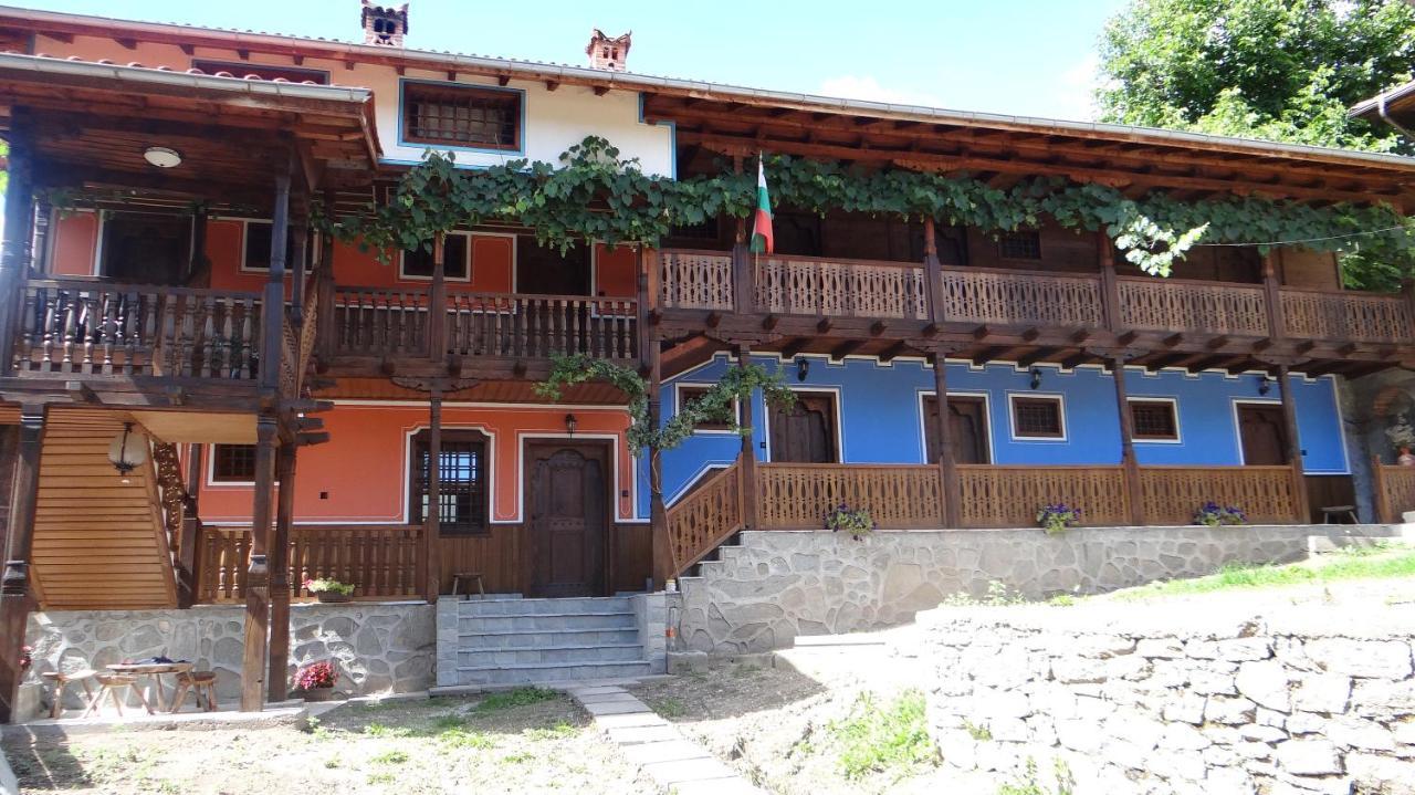 Недкова Къща Hotell Koprivsjtitsa Eksteriør bilde