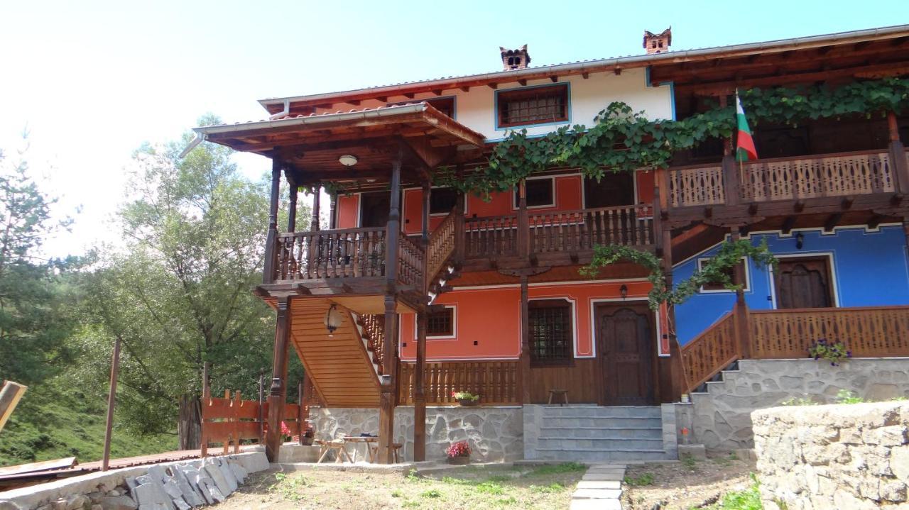 Недкова Къща Hotell Koprivsjtitsa Eksteriør bilde